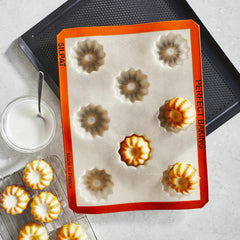 Silpat Mini Fluted Cake