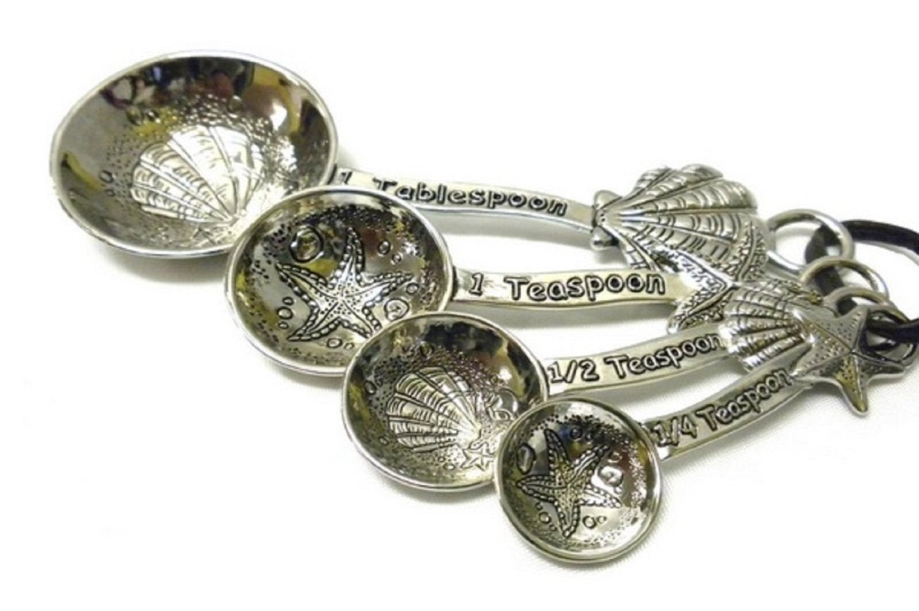 Ganz Measuring Spoons - Clam Shell – The Seasoned Gourmet