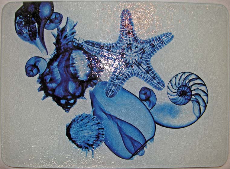 Glass Cutting Board: Blue Seash
