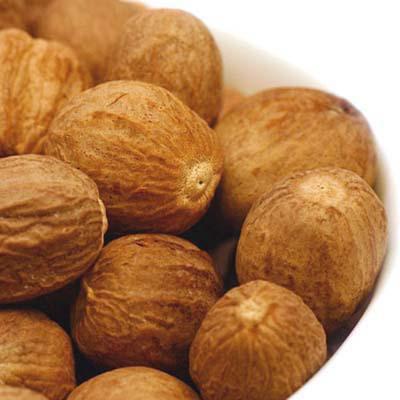 Whole Indonesian Nutmeg (1 ounce)